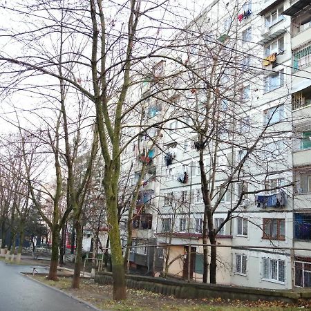 Apartment For Daily Rent Zdn Chisinau Luaran gambar